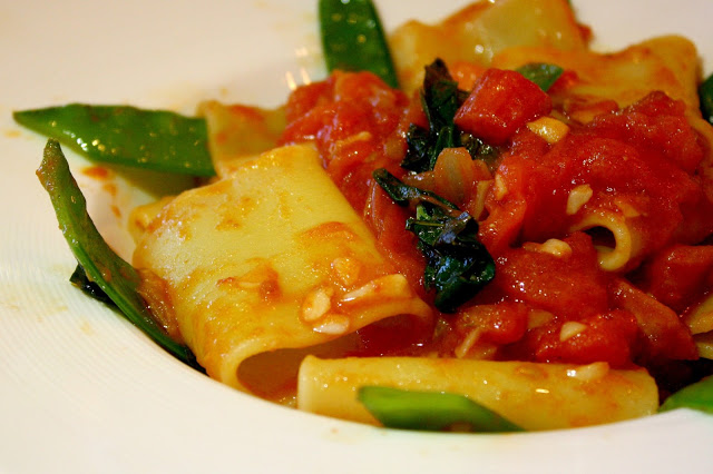 Cafe Med Ristorante Pasta with Tomatoes & Snow Peas