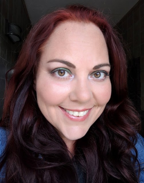 Living Earth Black Pearl Teeth Whitening Powder Selfie